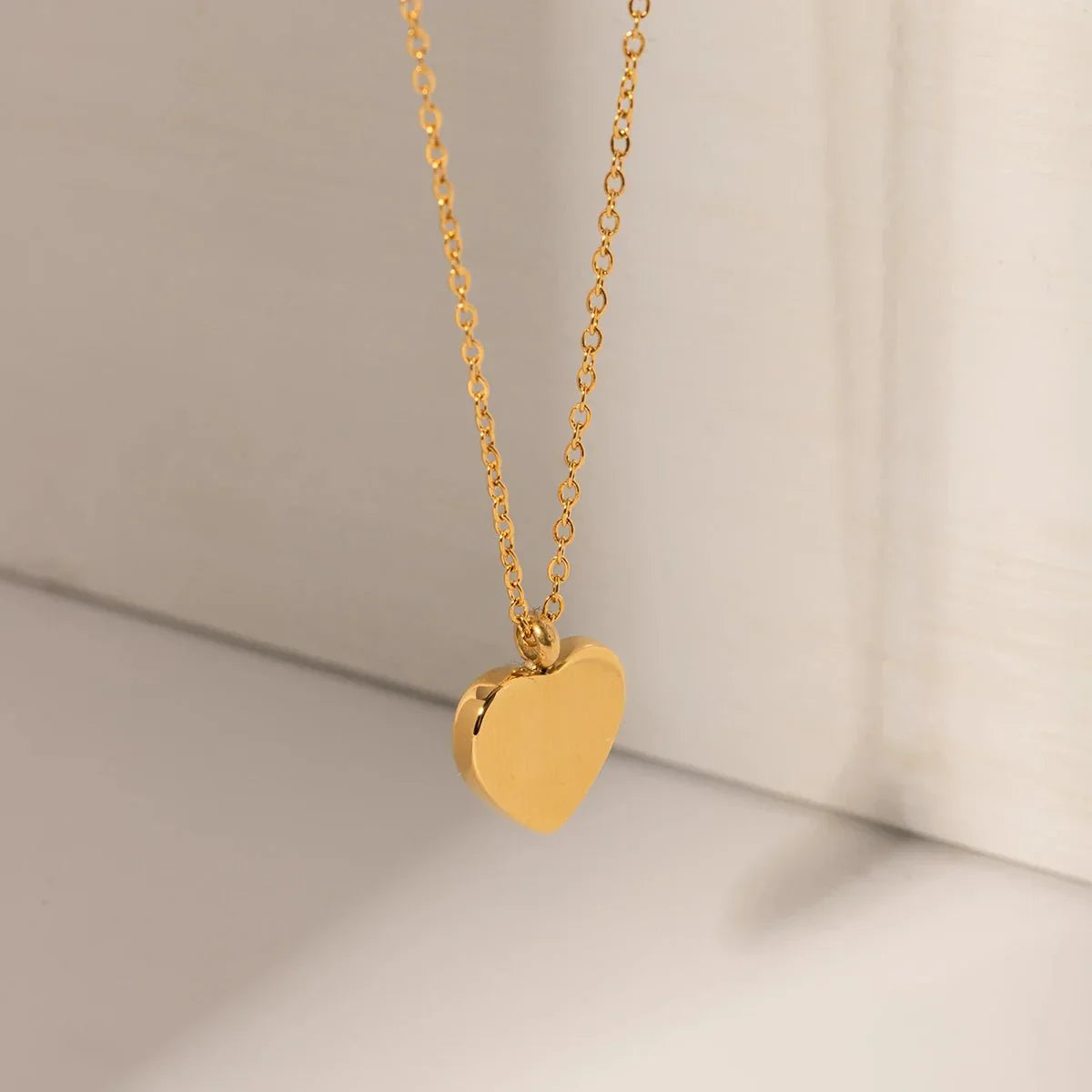 Fesara | 18k Lovely Tiny Ruby Heart Pendant