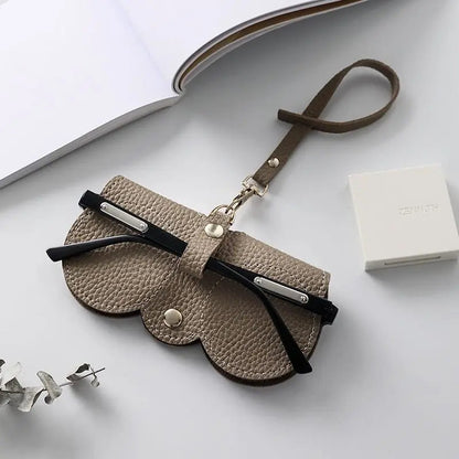 Fesara | Protective Glasses Pouch Made of Faux Leather