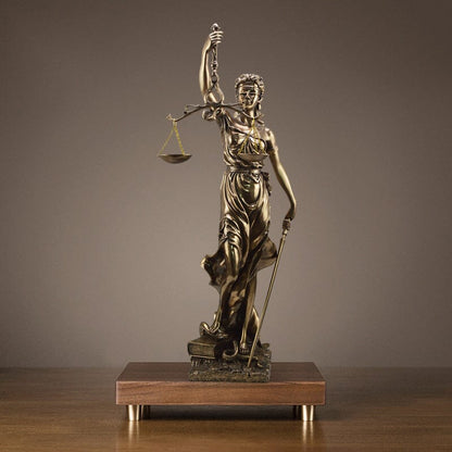 Lady Justice Figurine Statue Decoration