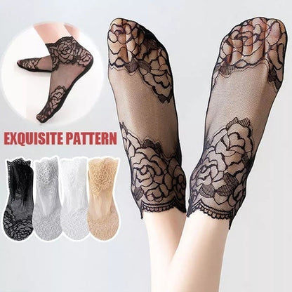 Fesara | Women's Elegant Lacey Ankle Socks
