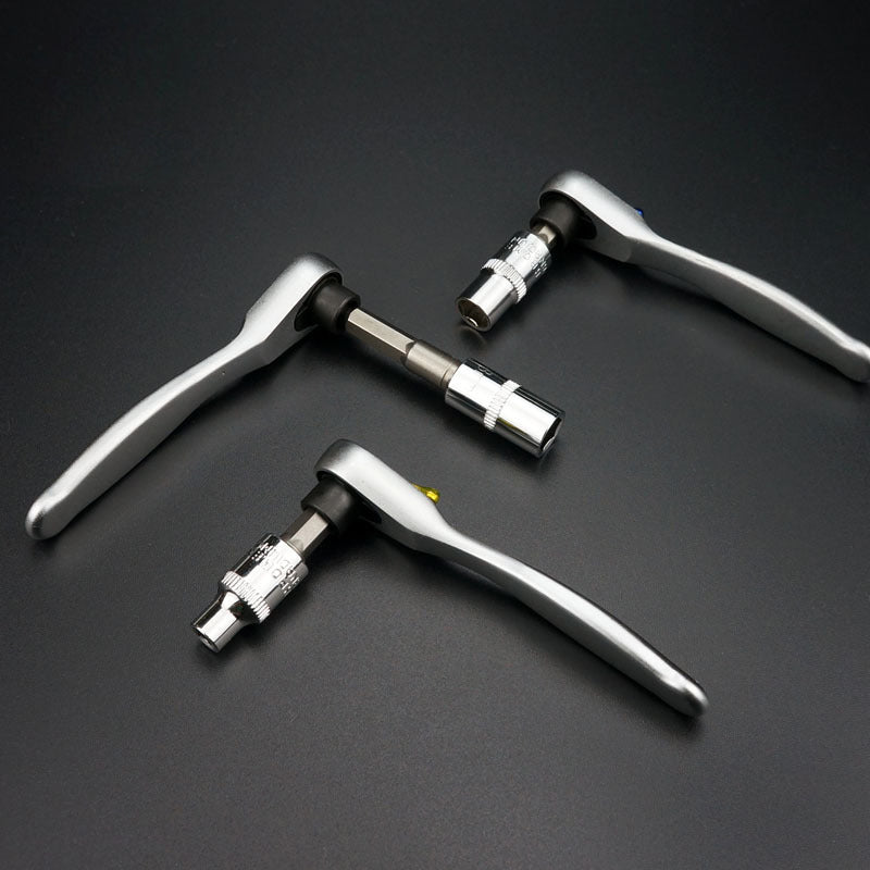 Compact Mixed Screwdriver Set with Phillips and Flathead