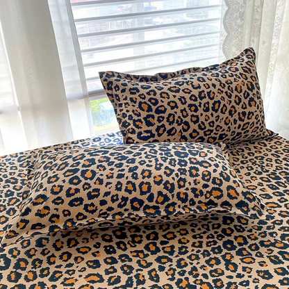 Premium Leopard Pattern Bedding Set