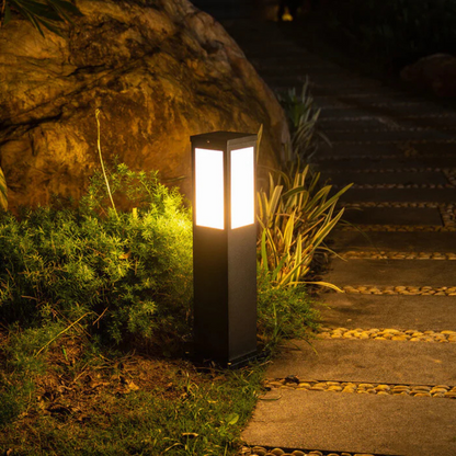 Fesara | Contemporary Garden Solar Lamp