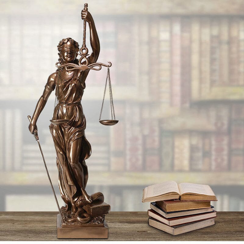 Lady Justice Figurine Statue Decoration