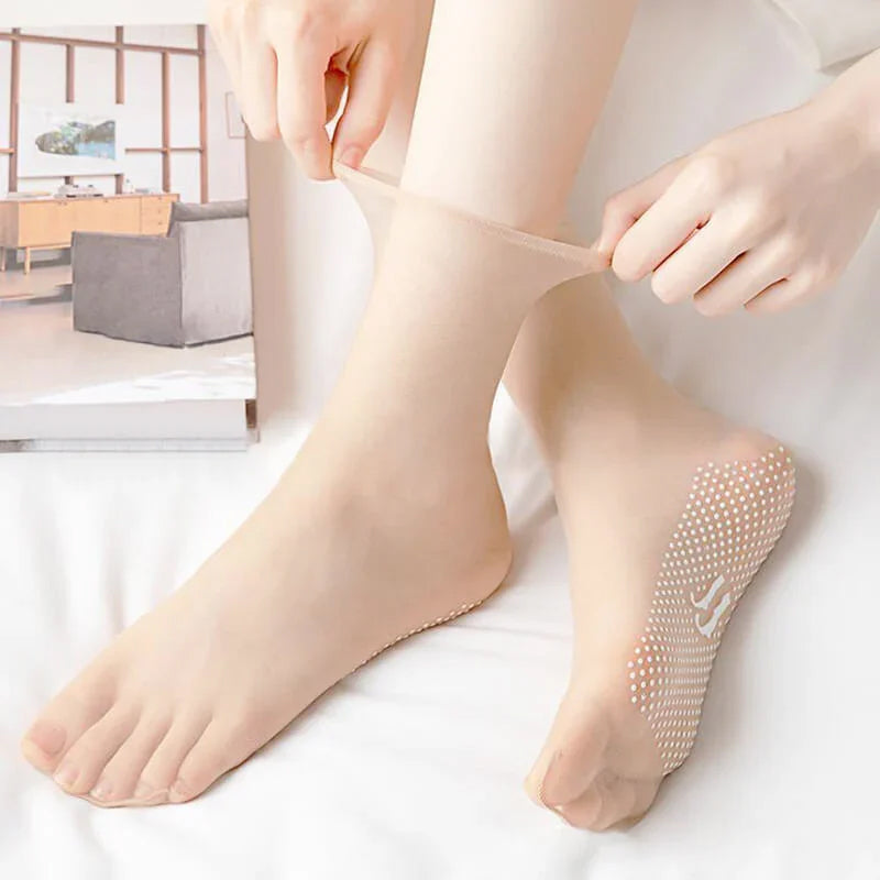 Fesara | Thin, Grip Crystal Soft Socks