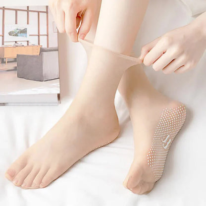 Fesara | Thin, Grip Crystal Soft Socks