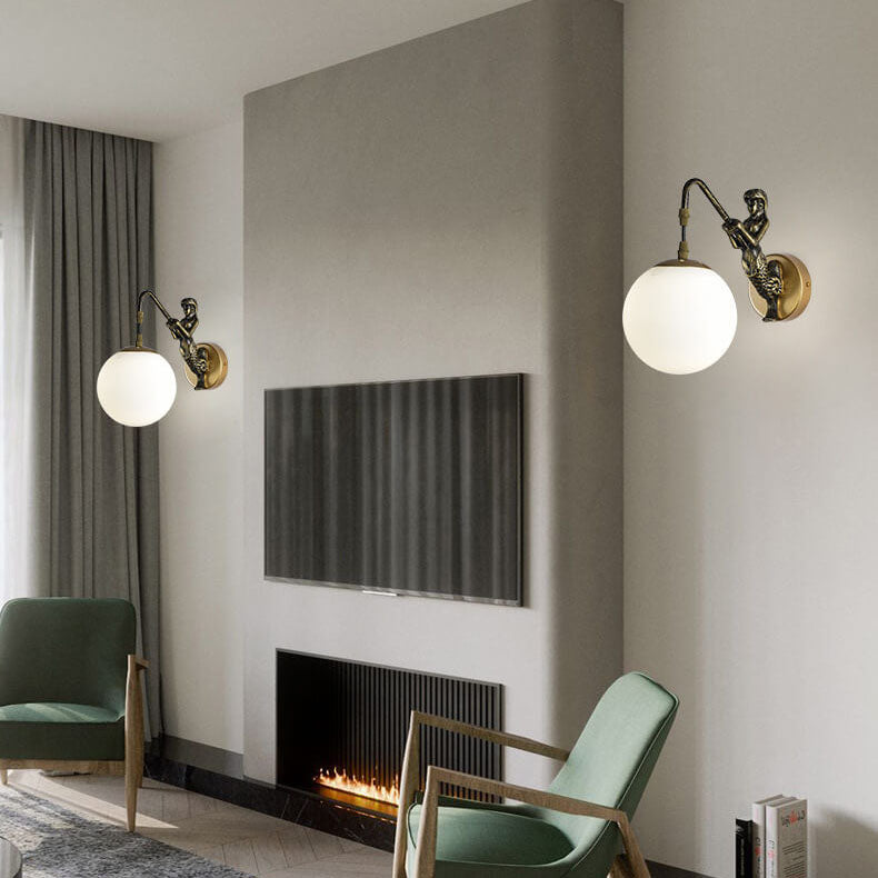 Classic Coastal 1-Light Glass Wall Lamp