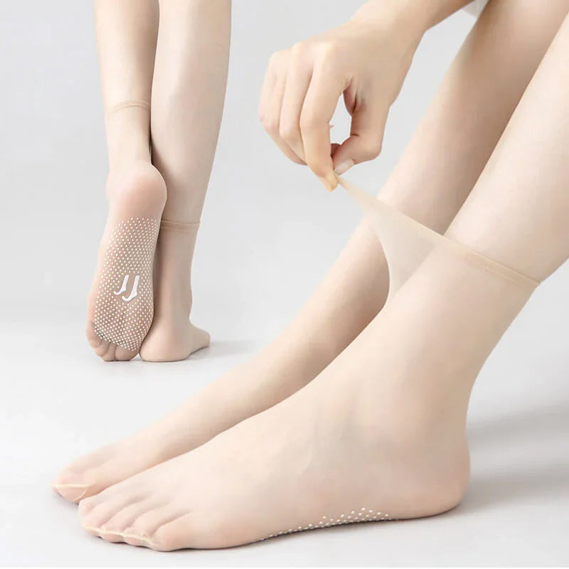 Fesara | Thin, Grip Crystal Soft Socks