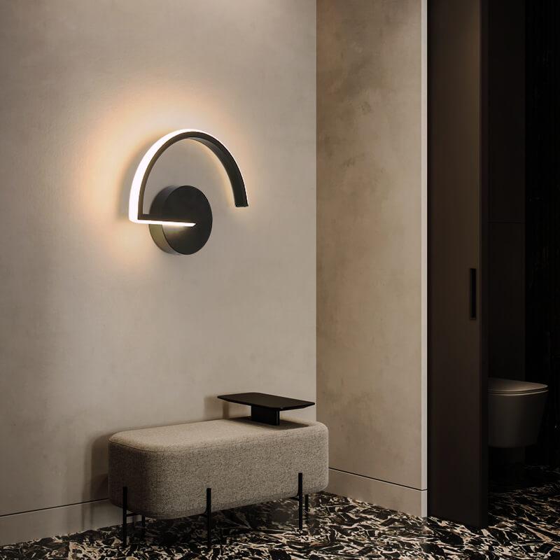 Modern LED Curved Wall Light with Aluminium Finish