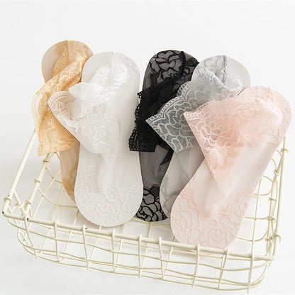 Fesara | Women's Elegant Lacey Ankle Socks