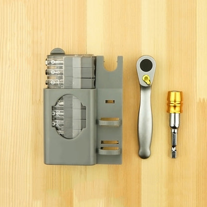 Compact Mixed Screwdriver Set with Phillips and Flathead - Fesara