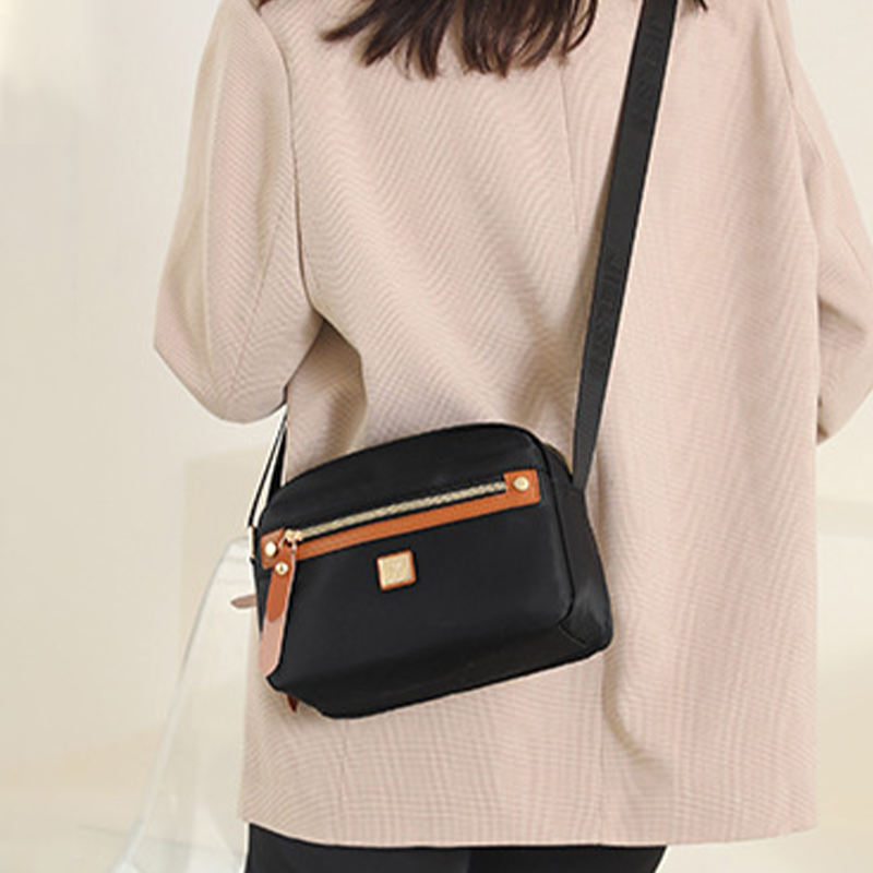 Fesara | Durable Small Shoulder Bag