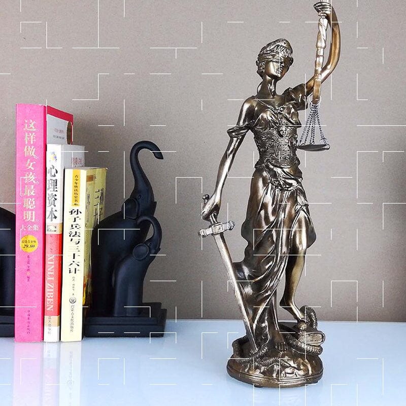 Lady Justice Figurine Statue Decoration