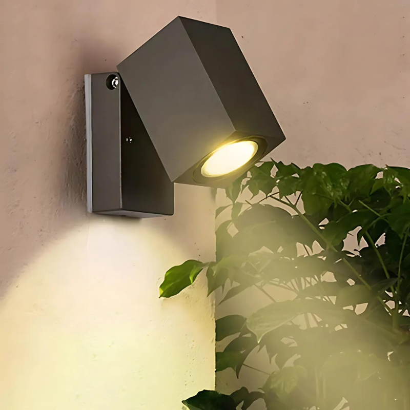 Weatherproof Outdoor LED Wall Light for Modern Garden Lighting - Fesara