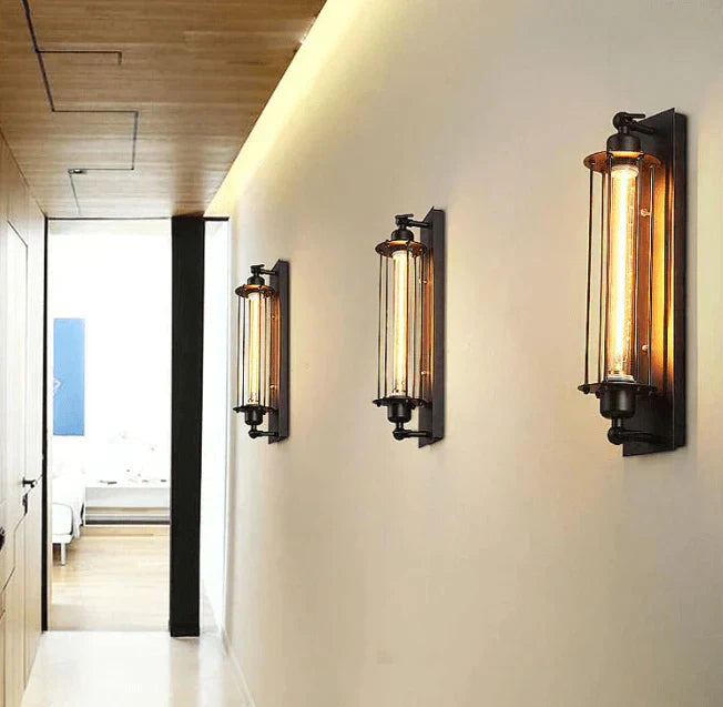 Rustic Metal Wall Lamp – Classic Cage Sconce for Home Decor