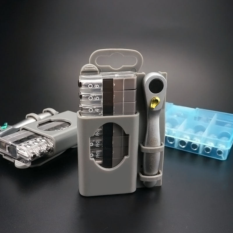 Compact Mixed Screwdriver Set with Phillips and Flathead