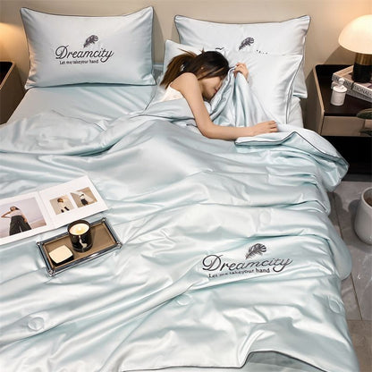 Soft Lightweight Blanket for Comfortable Sleep