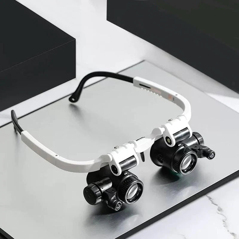 Powerful 3-in-1 Magnifying Glass