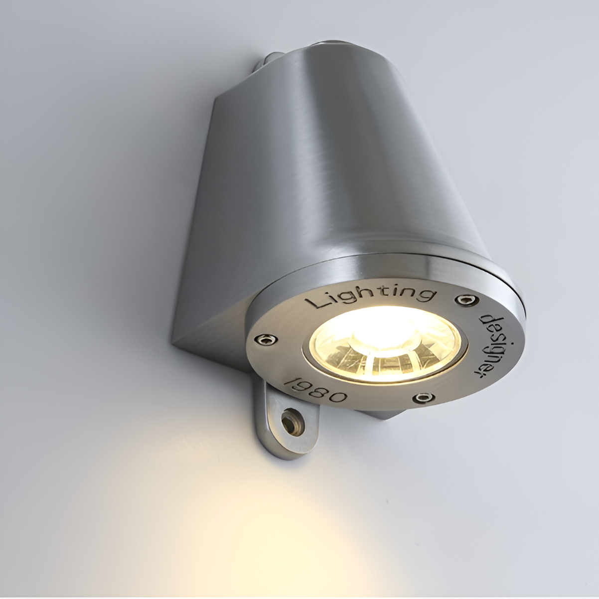 Sleek Modern Outdoor LED Wall Light