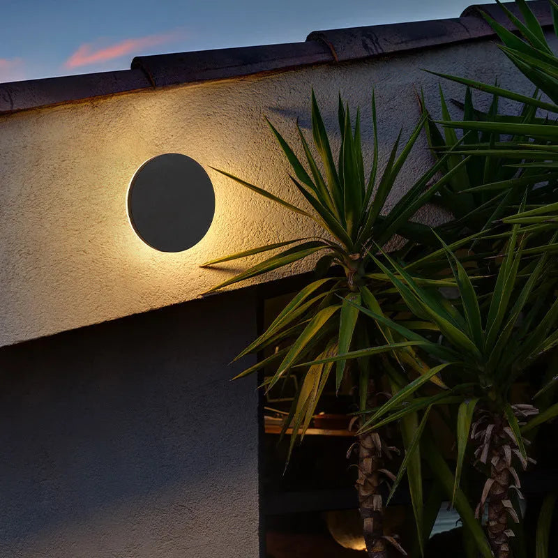Sleek Contemporary Outdoor LED Wall Light Metal