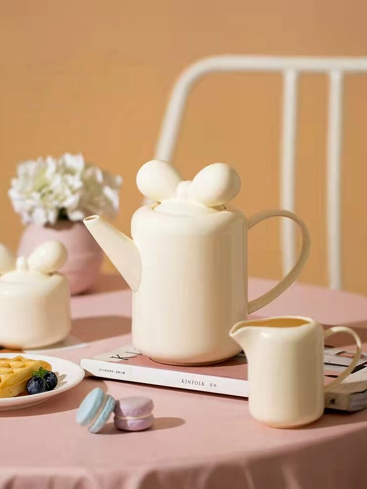 Elegant Floral Porcelain Tea Pot