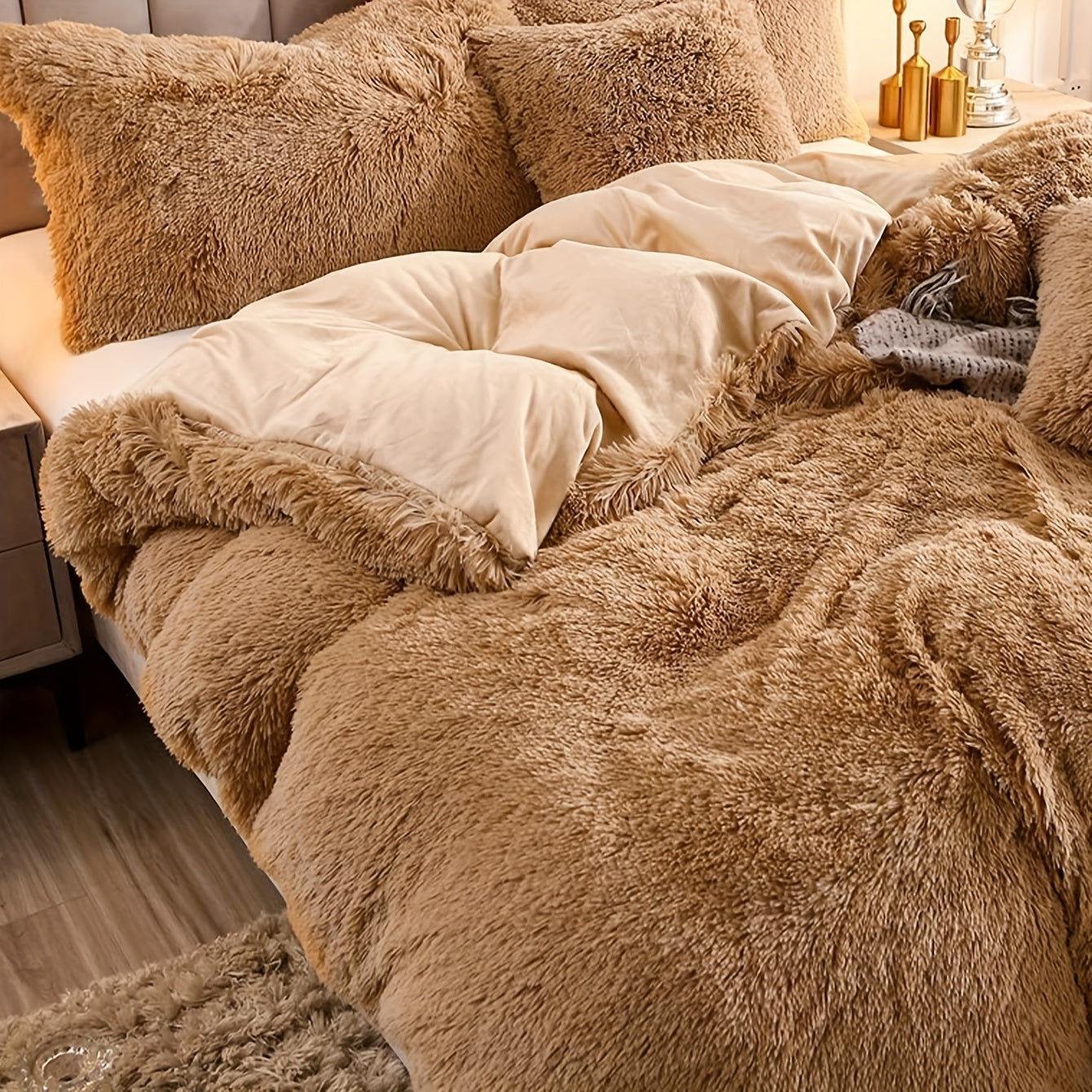 Cozy Fesara Plush Duvet Cover Set with Zipper