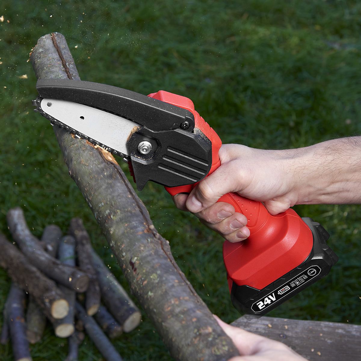 Portable Battery Powered Small Chainsaw - Fesara