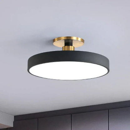 Simple Elegant Table Lamp
