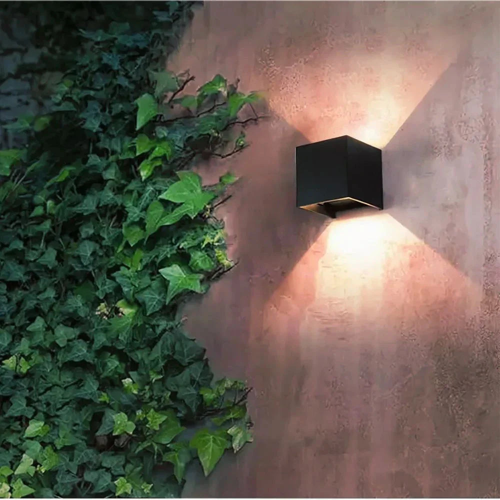 Flexible LED Wall Lamp