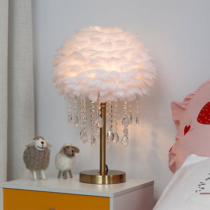 Chic Crystal Bedside Table Lamp - Fesara