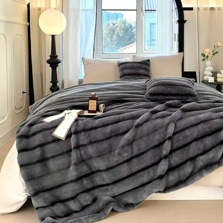 Luxury Soft Faux Fur Blanket