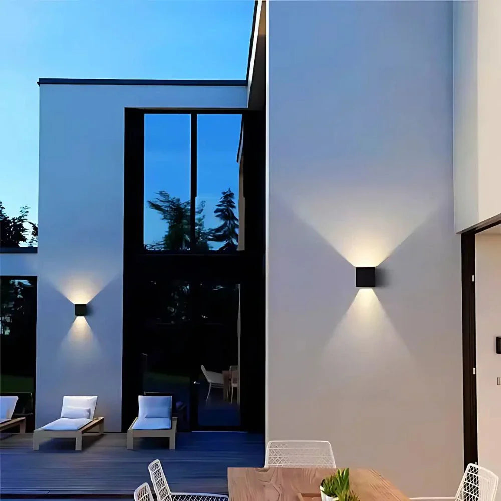 Flexible LED Wall Lamp