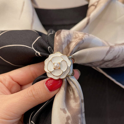 Elegant Floral Scarf Clip