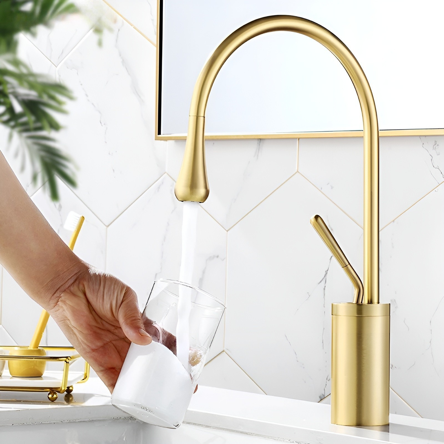 EasyTouch 360° Faucet with Leak-Proof Control