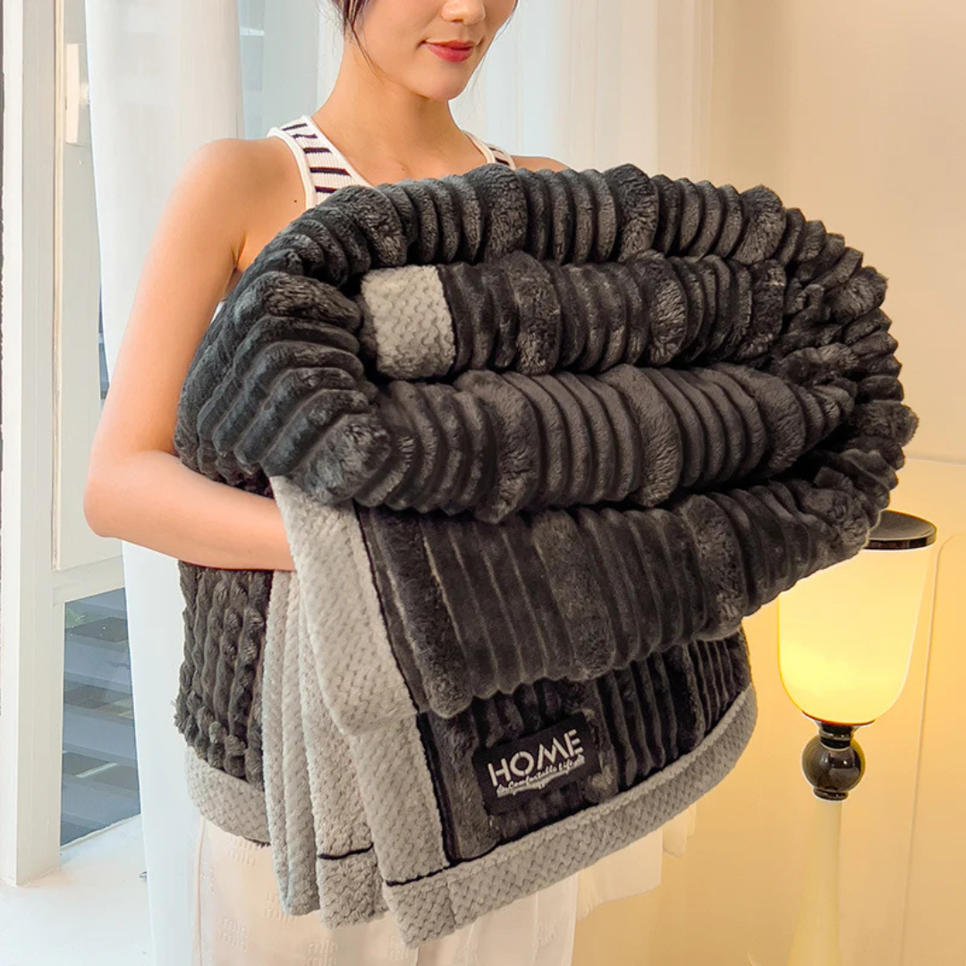 Soft Faux Fur Throw Blanket for Bed and Couch