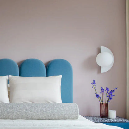 Contemporary Round Wall Light