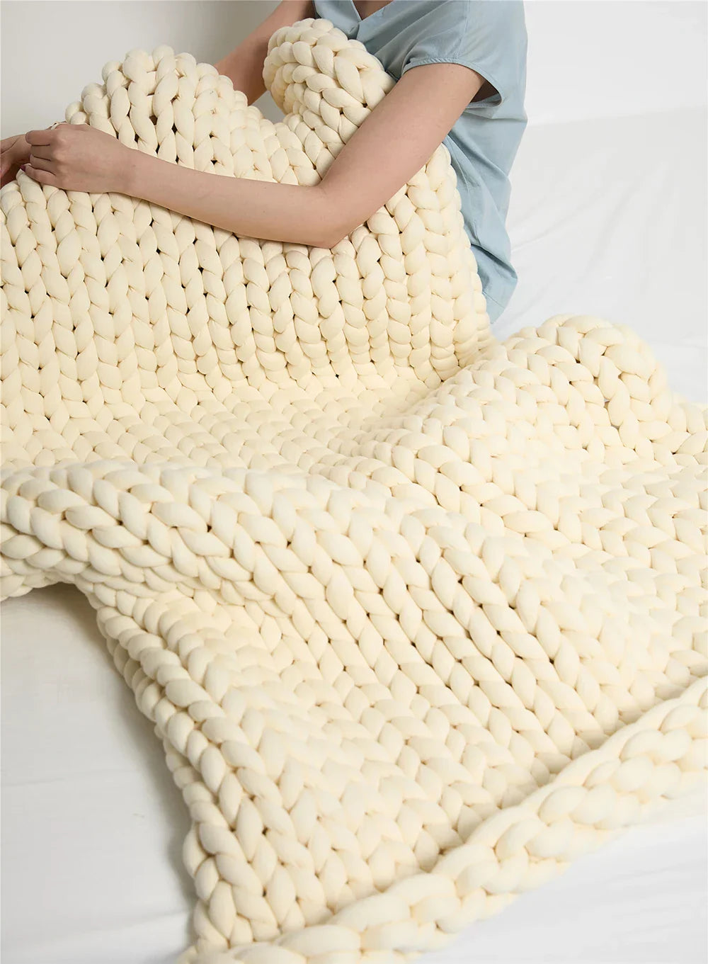 Plush Handmade Heavy Throw Blanket - Fesara