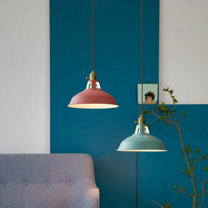 Retro Chic Metal Pendant Lamp for a Warm Glow