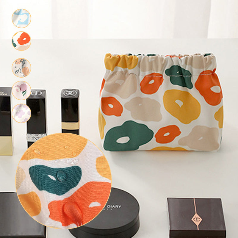 Compact Travel Wallet with Red Gemstones