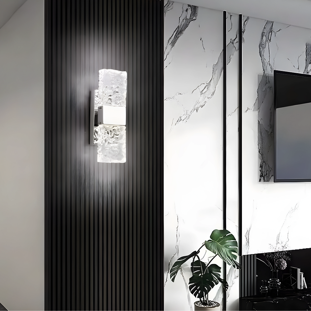 Elegant Curved Wall Lamp - Fesara