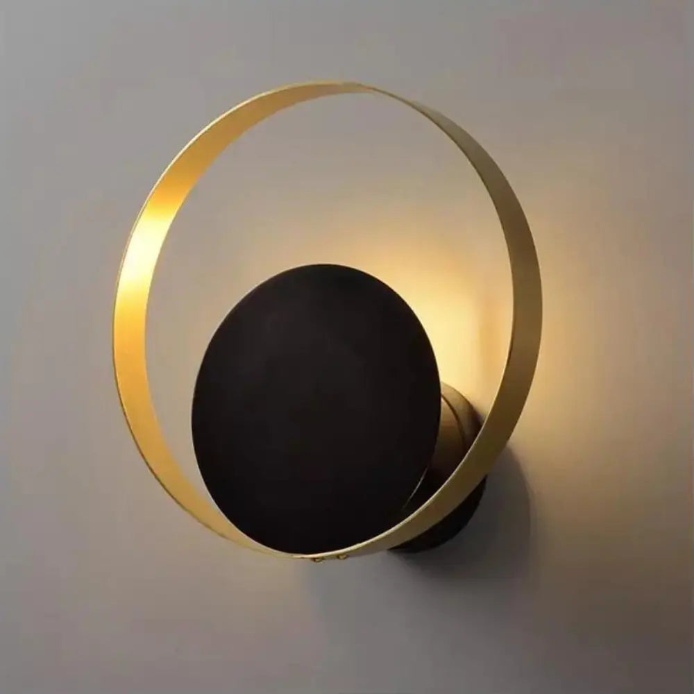 Sleek Contemporary Wall Light