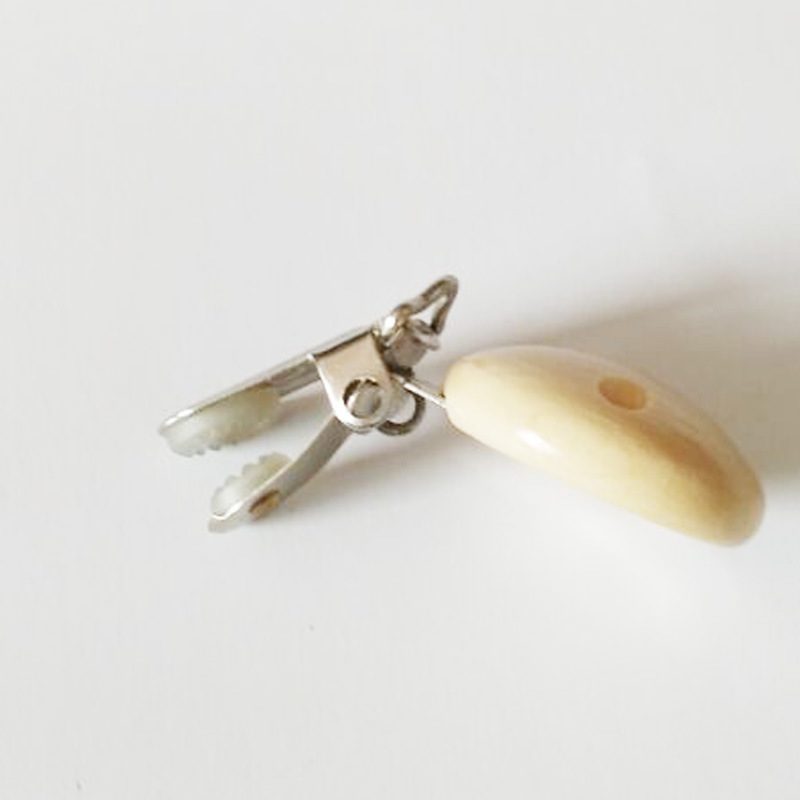 Natural Wood Baby Clip with Easy Metal Fastener