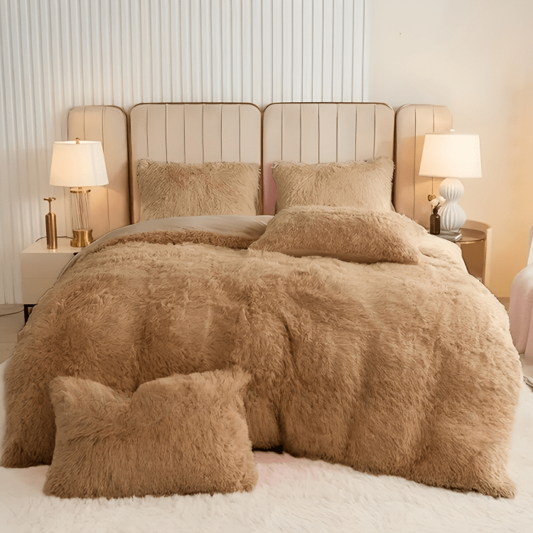 Soft Velvet Bedding Set with Pillow