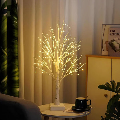 Scandinavian White Wooden Table Lamp