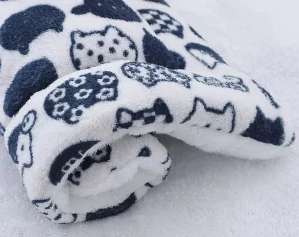 Ultra Soft Cat Blanket – Cozy Flannel Blanket with Cats, Hypoallergenic and Machine Washable, Perfect for All Cats-6