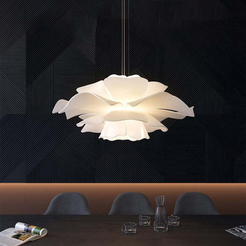 Beautiful Flower Pendant Lamp