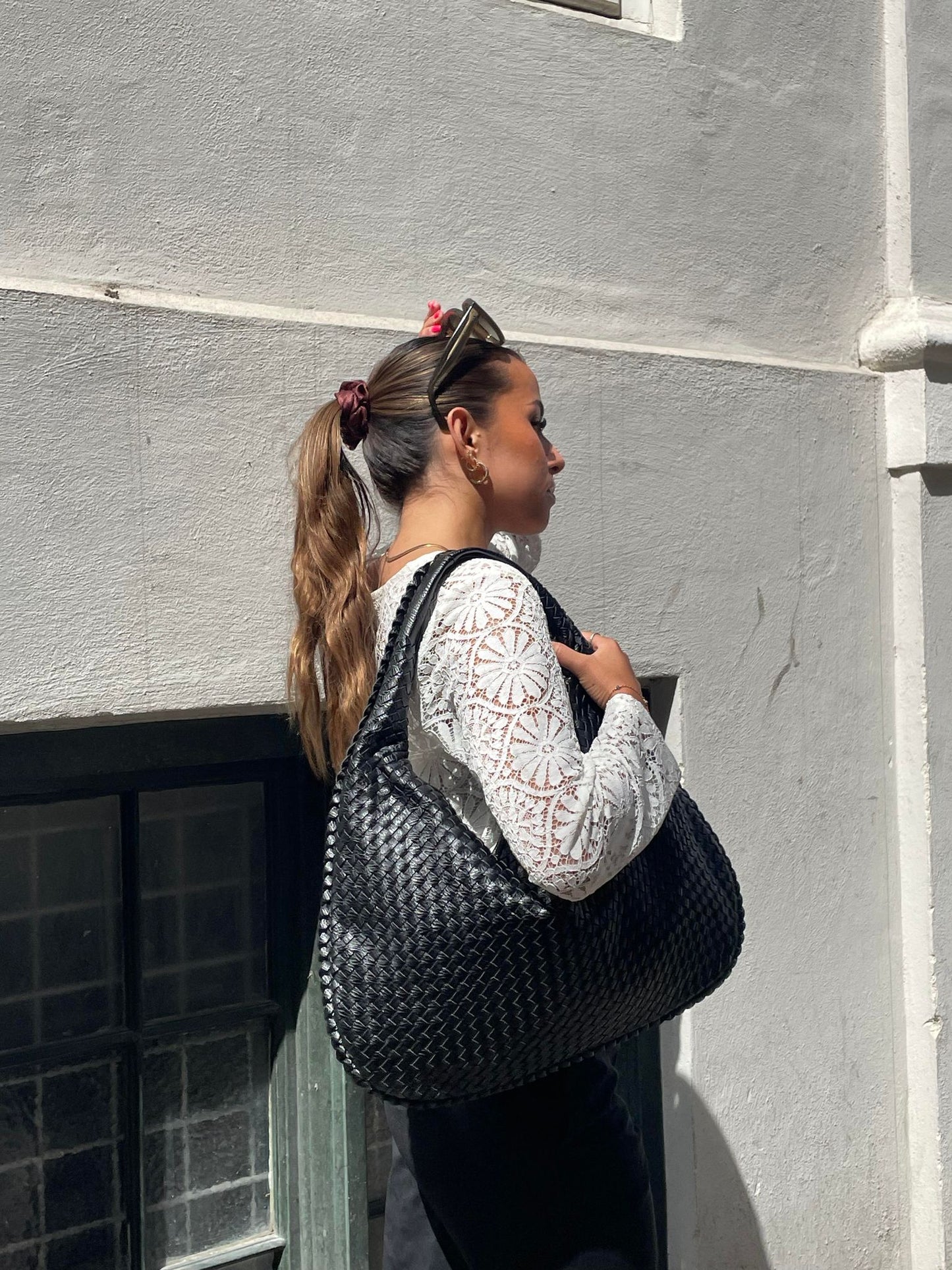 Chic Versatile Cross Body Handbag - Fesara