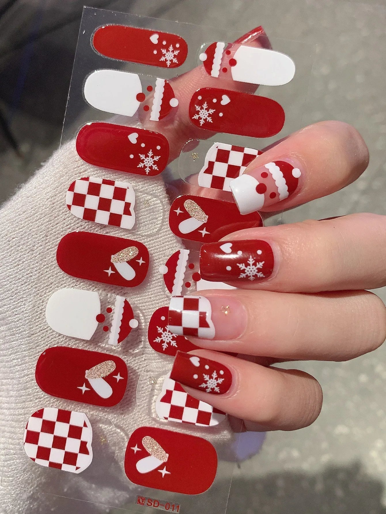 Easy Christmas Nail Art Kit, Salon Quality at Home
