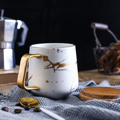 Elegant Gold Ceramic Coffee Mug Set with Wooden Plate