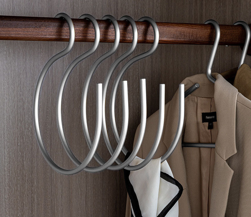 Modern Metal S-Shaped Coat Hook Rack
